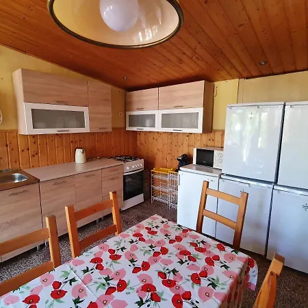 Muskatlis Haz Privatunterkunft Balatonlelle