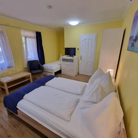 Muskatlis Haz Privatunterkunft Balatonlelle