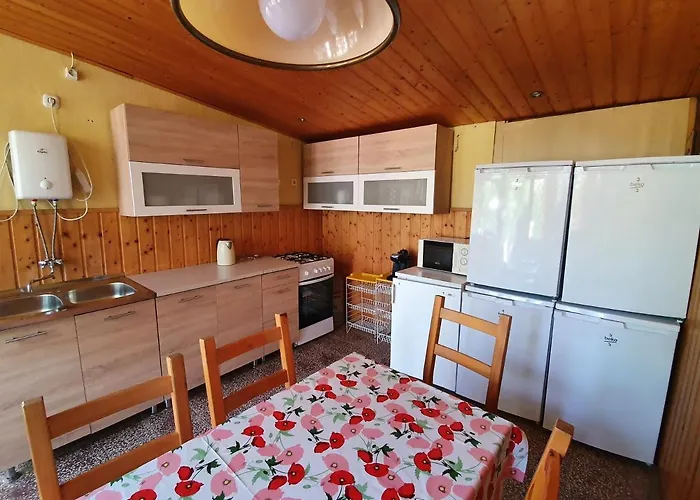 Muskatlis Haz ホームステイ バラトンレッレ